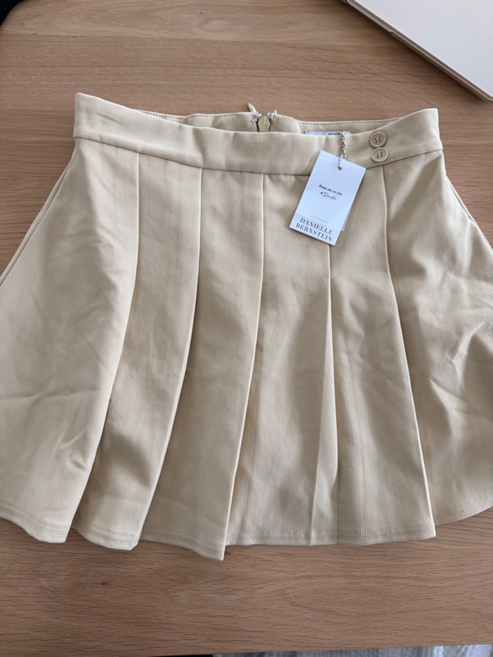 DANIELLE BERNSTEIN Pleated Tan Skirt (hidden shorts)